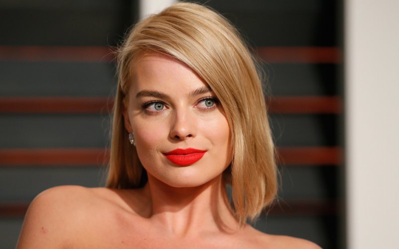 Margot Robbie: Height,Weight,Body Statistics,Net Worth and Boyfriends 47510210