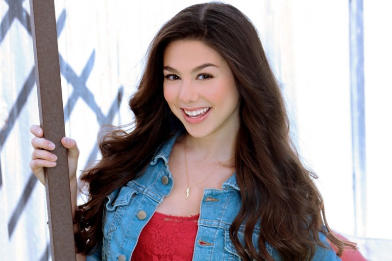 Kira Kosarin Height,Weight,Age,Net Worth,Boyfriends and more Kira-k10