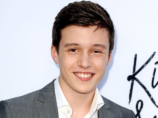 Nick Robinson Height,Weight,Body Statistics,Net Worth and Girlfriends Nick-r10