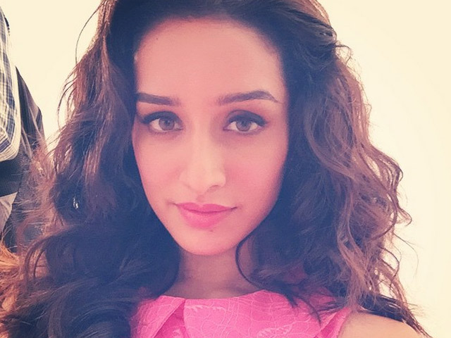 Shraddha Kapoor: Height, Weight, Net Worth, Boyfriends and more Shradd10