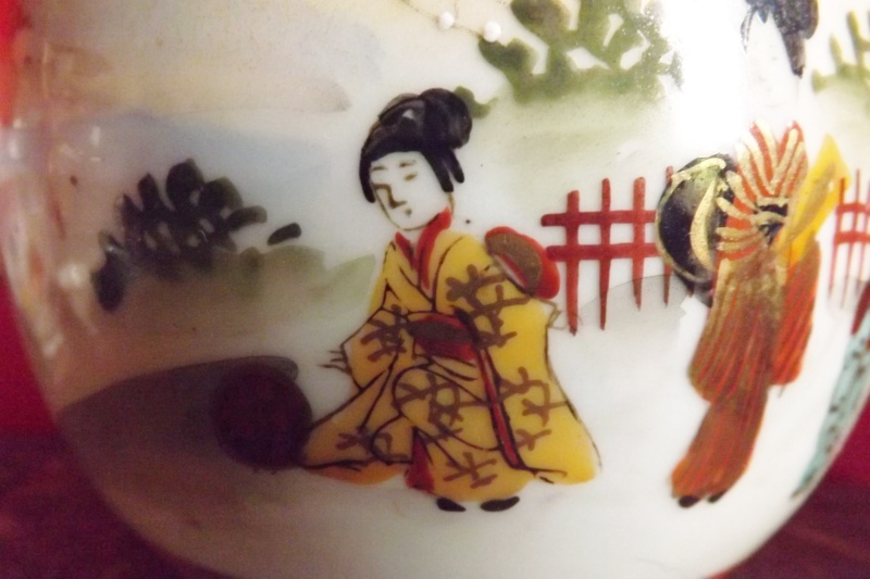 Une théière japonaise en porcelaine  "Kutami", période Taisho . Dscf2225