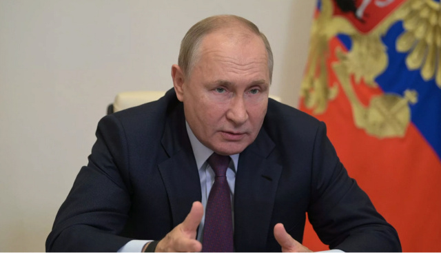 Poutine: le plan de déploiement de missiles US en Europe est "un grand danger et une menace" V_pout10