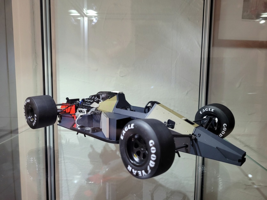 MCLAREN MP4/4 au 1/12  - Page 4 8817