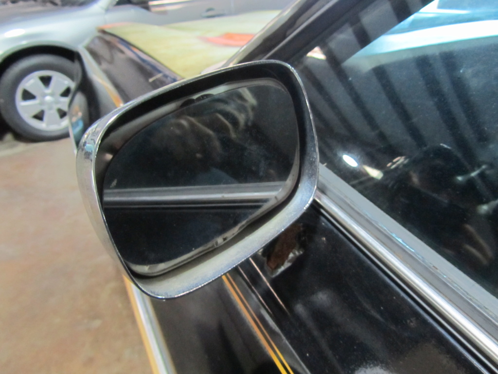 Taking Apart Standard Chrome Mirrors? Chevelle/El Camino Img_5410