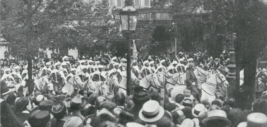 Parade militaire - Défilé de la Victoire Paris 14 juillet 1919 - 9 Boulevard S-Denis  Capt2421