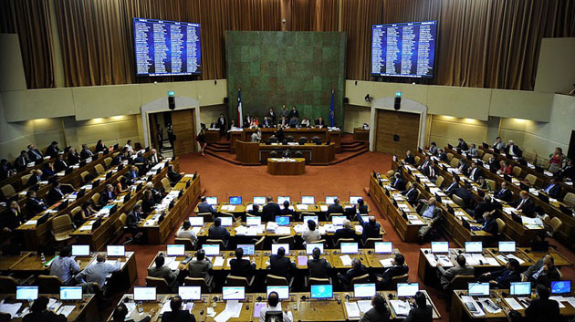 Diputados chilenos rechazaron amenaza militar de EEUU contra Venezuela Chile-11
