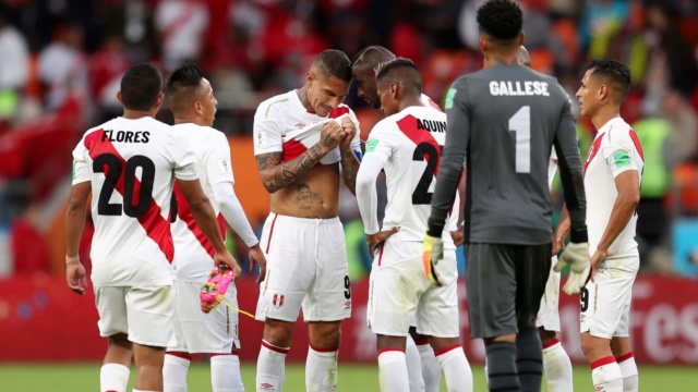 Perú pierde 1-0 ante Francia y le dice adiós al Mundial Rusia 2018 Peru10