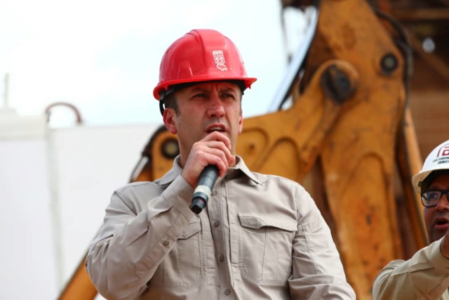 Tareck El Aissami inspeccionó construcción de planta de pellas de Ferrominera del Orinoco Tareck11