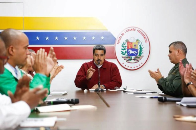Presidente Maduro en la Sala de Comando Presidencial Nicolás Maduro