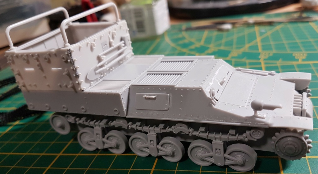 From the box - SD.KFz.135 Ambulans 'RPM au 1/35' monté en lorraine 38L *** Terminé en pg 3 - Page 2 20201238