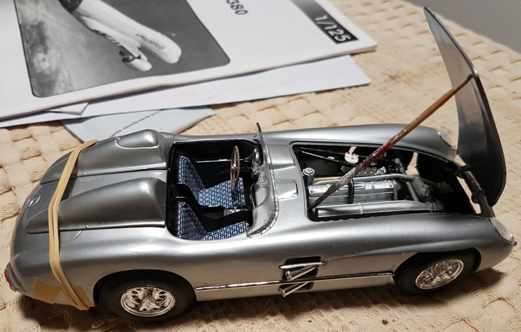 *1/24        Mercedes 300 SLR mille miglia    REVELL - Page 6 20211153