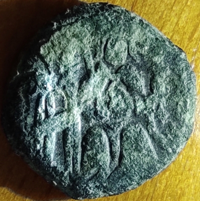 Pas une monnaie... Petite matrice de sceau d'une bague sigillaire d'un maître fauconnier du XIIIe ? 16751614