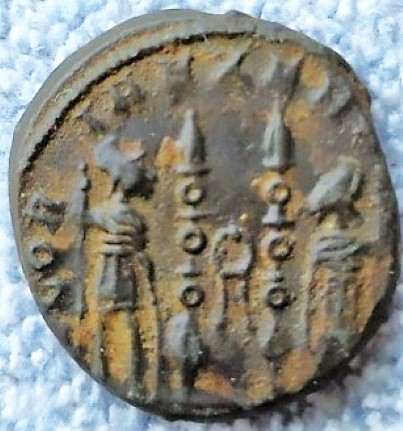  Identification d'une autre monnaie romaine du IV° siècle ? Aversr10