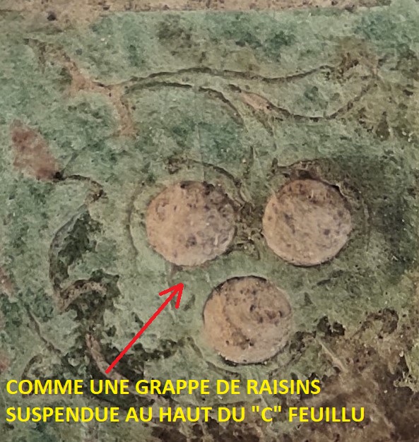 Probablement petite broche ancienne, type "héraldique", fin XVIIe - début XVIIIe Vue_fa13