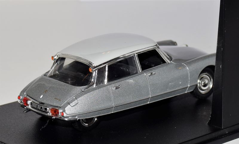 "CITROËN DS 1/43°" Collection ATLAS - 2006 Dsc_0509