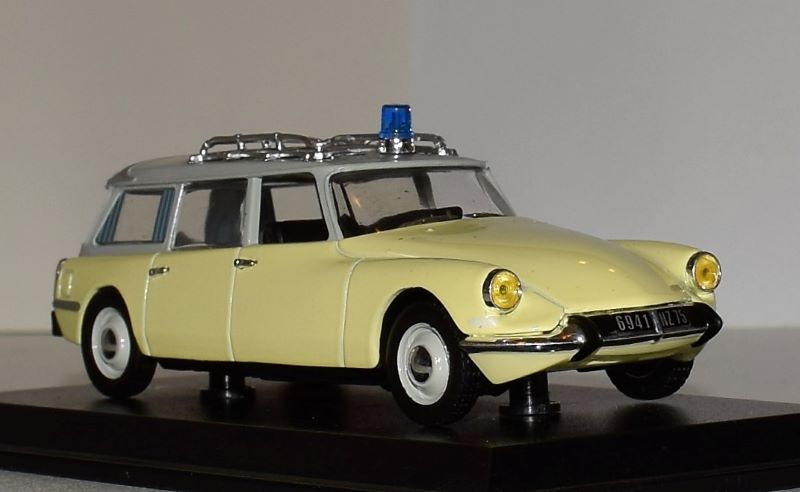 "CITROËN DS 1/43°" Collection ATLAS - 2006 Dsc_6823