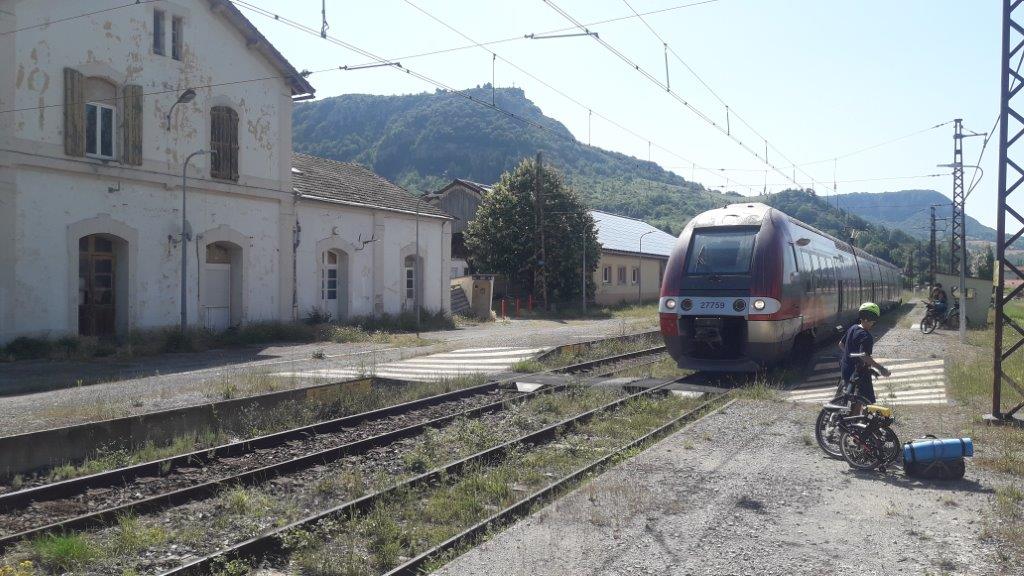 A travers l'Aveyron en train et Brompton 20230712