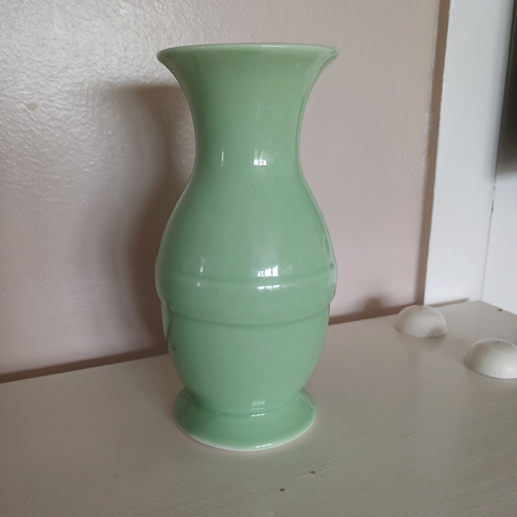 vase - Green vase id please?  20240322