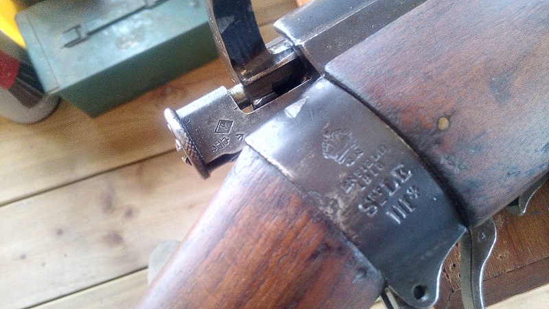 SMLE N° 1 Mk III* de 1916 converti en .22 LR - canon remplacé en 1918 ? Enfiel17