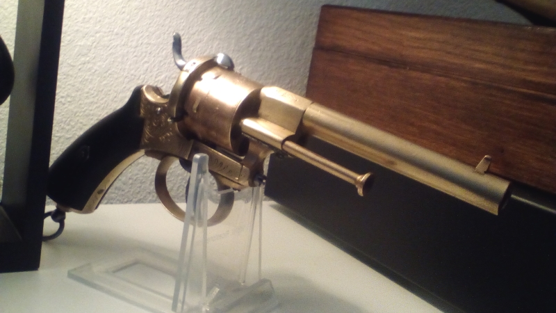 Revolver système Lefaucheux belge en bronze Lef1210