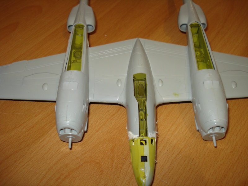 [ACADEMY] Lockheed F5E (P38J) Lightning  1/48 Dsc00918