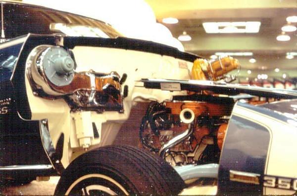 1969 Camaro show car display 69cama11