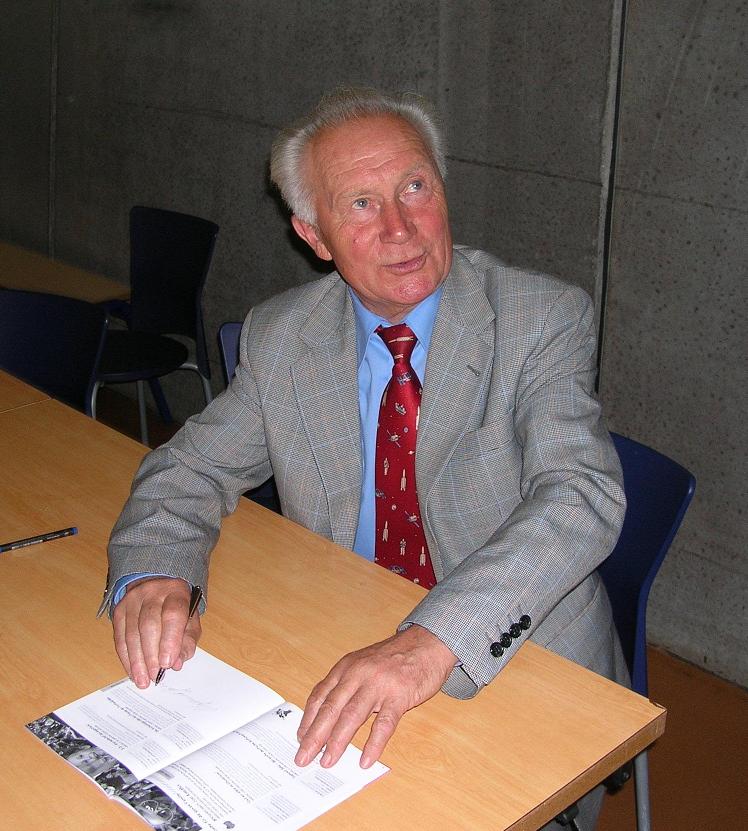 Sigmund Jähn (1937-2019) Dscn3010