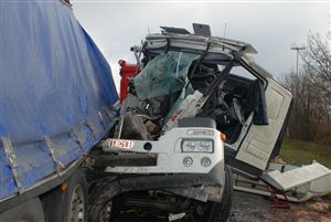 accident de camion a Daussoulx  Belgique 30908310