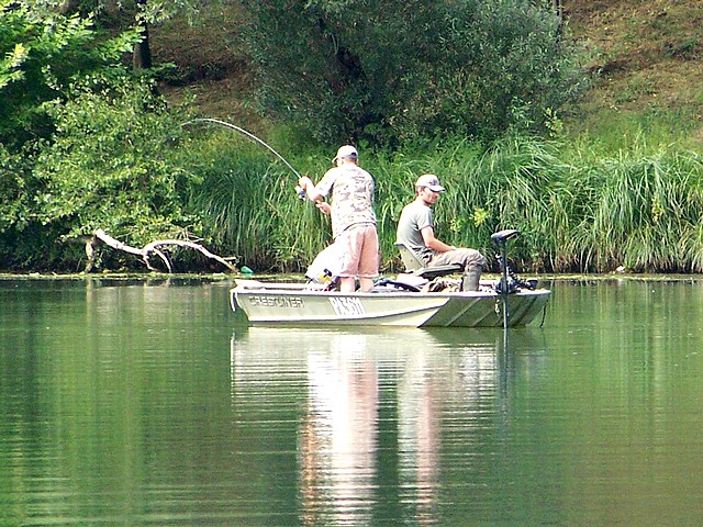 Rencontre Traditions Pêche 2009 !!!!!!!! 100_2821