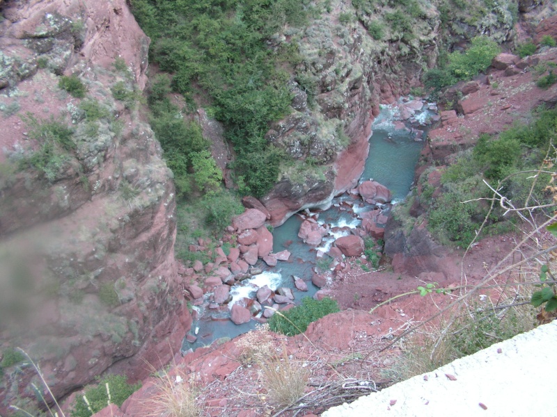 C'est les Gorges .....après les cols Gorge_80