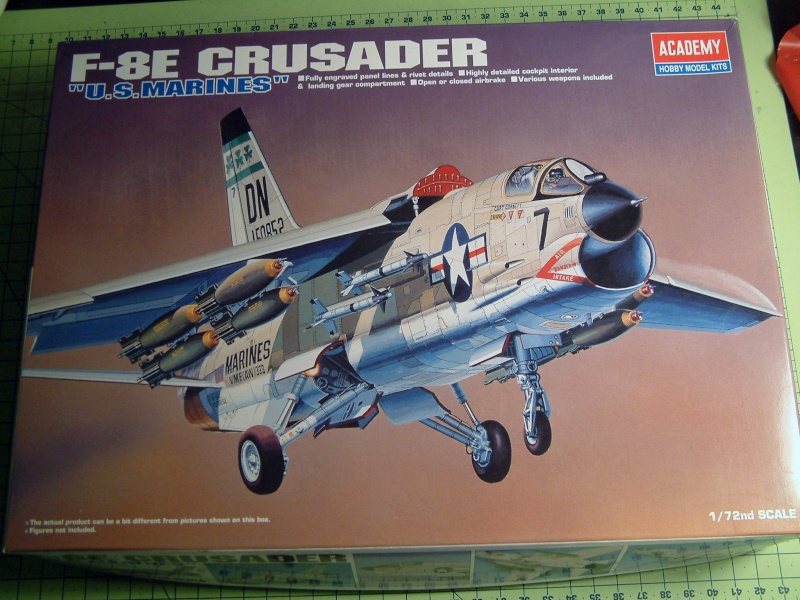 F8E Crusader [Academy] 1/72  118