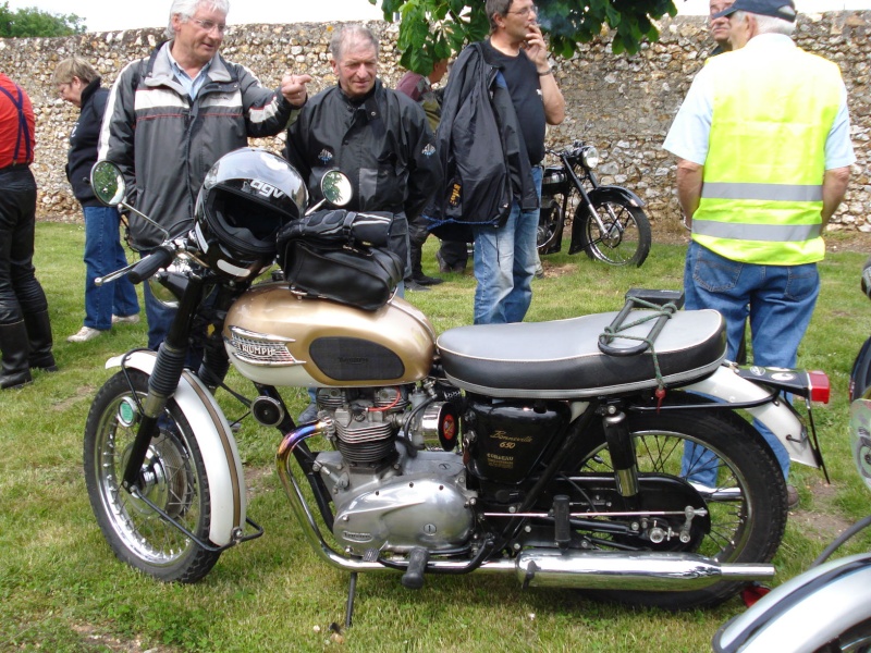 Grand Rassemblement de motos à Crécy-Couvé le 21 mai Dsc00054