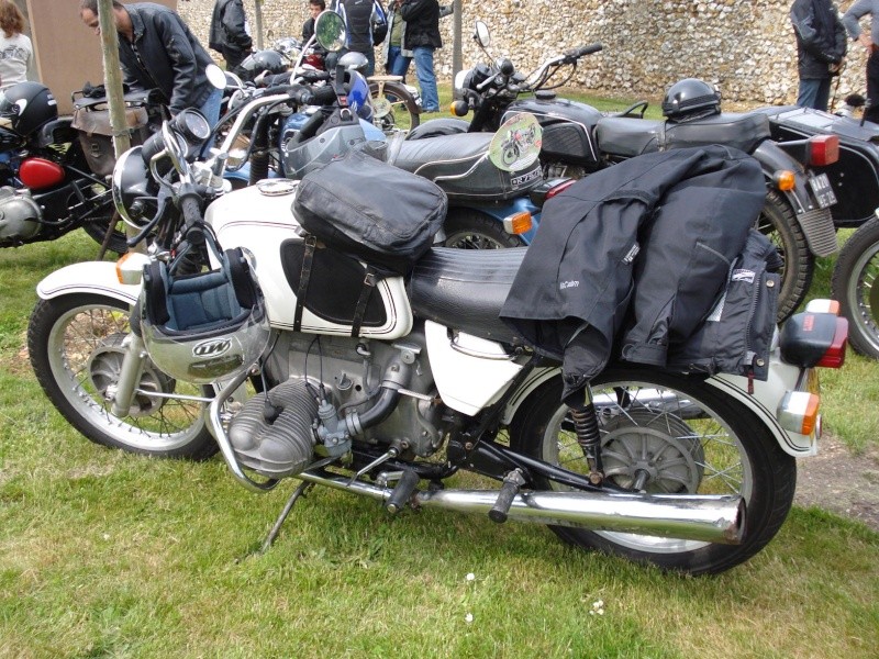 Grand Rassemblement de motos à Crécy-Couvé le 21 mai Dsc00056