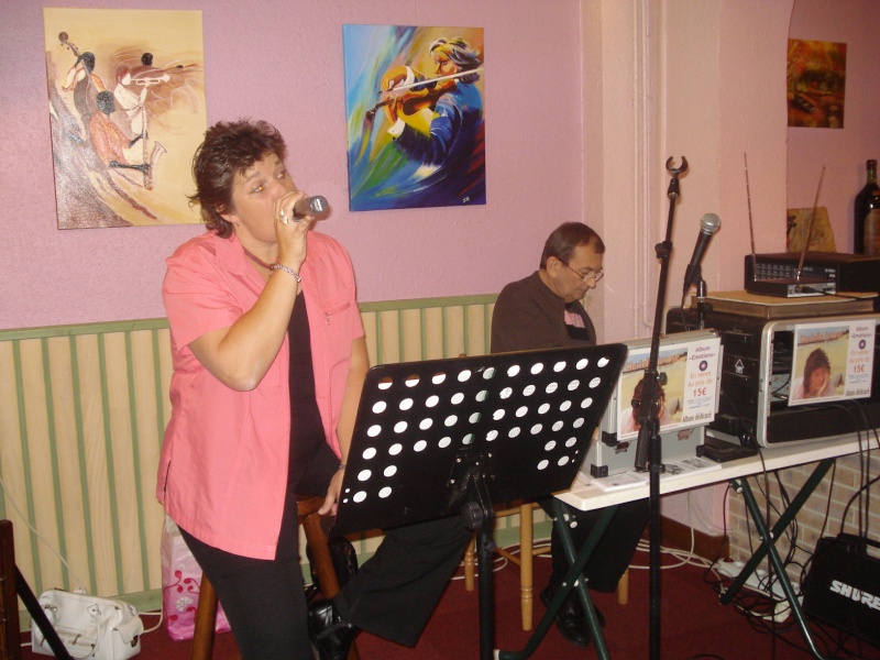 Murielle LAROSE chantait à la PIZZA GOGO le 1/10! Dsc05959