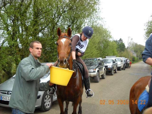 Guimiliau 2mai 02310