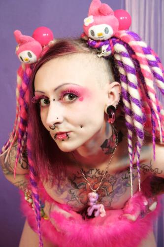 Le cyber Goth - Page 2 19137810