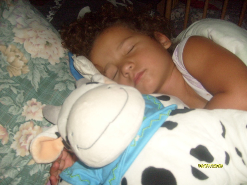 on dirais un ange ...seulement quand elle dort lol S7300327