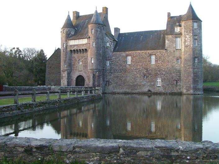 Châteaux et Manoirs de Bretagne Chatea11
