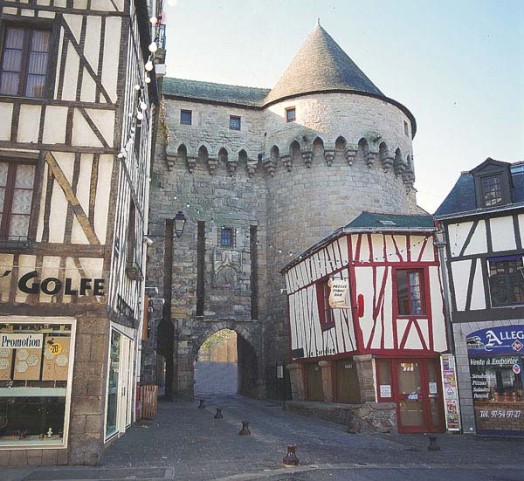 Châteaux et Manoirs de Bretagne Porte-10