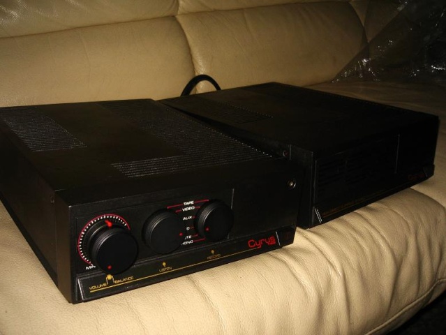 Cyrus 2 integrated amp & PSX power supply (Used) SOLD Cyrus210
