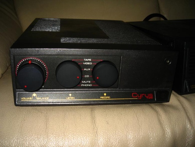 Cyrus 2 integrated amp & PSX power supply (Used) SOLD Cyrus212