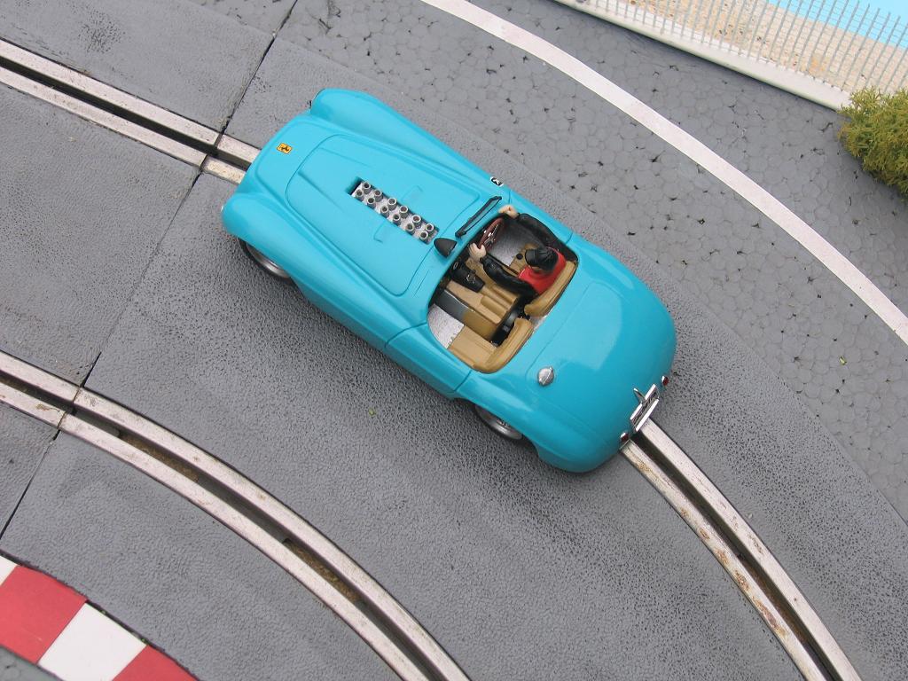Ferrari 330P4 Img_0010