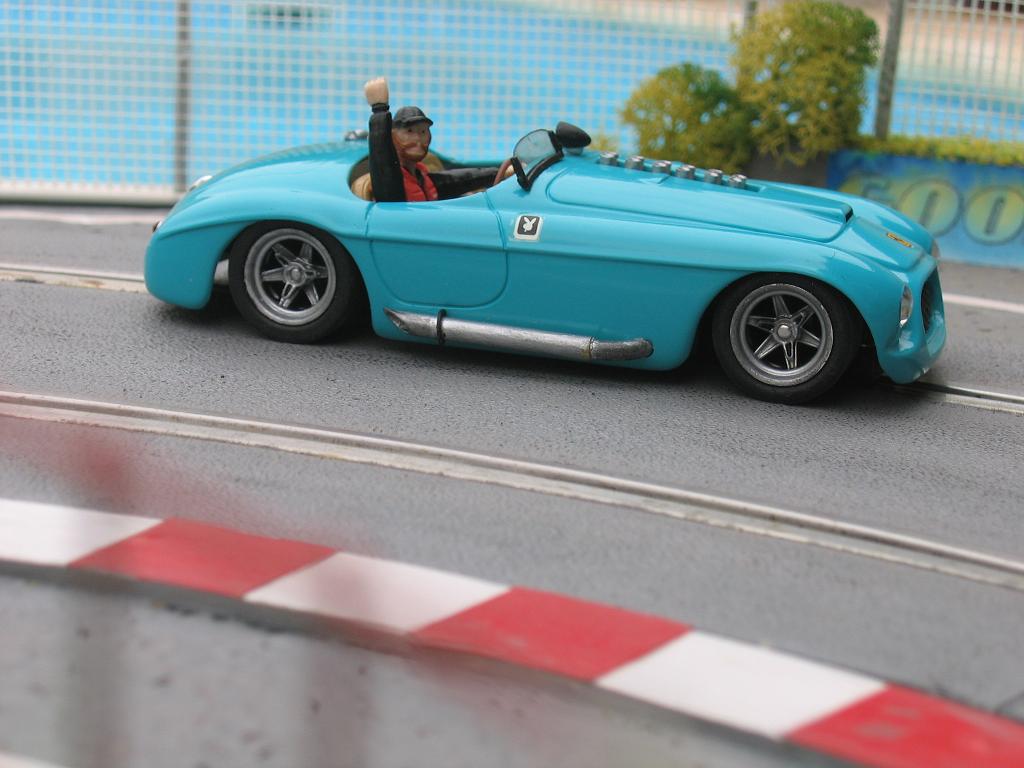 Ferrari 330P4 Img_0012