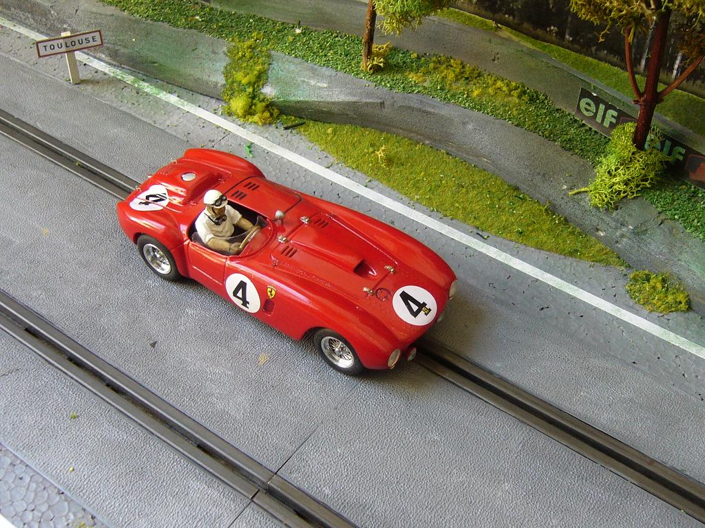 Ferrari 330P4 Slot_122