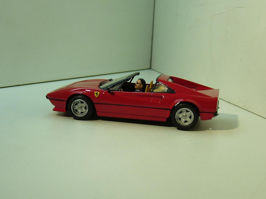 FERRARI 308 GTB RALLYE SCALEXTRIC - Page 2 Slot_234