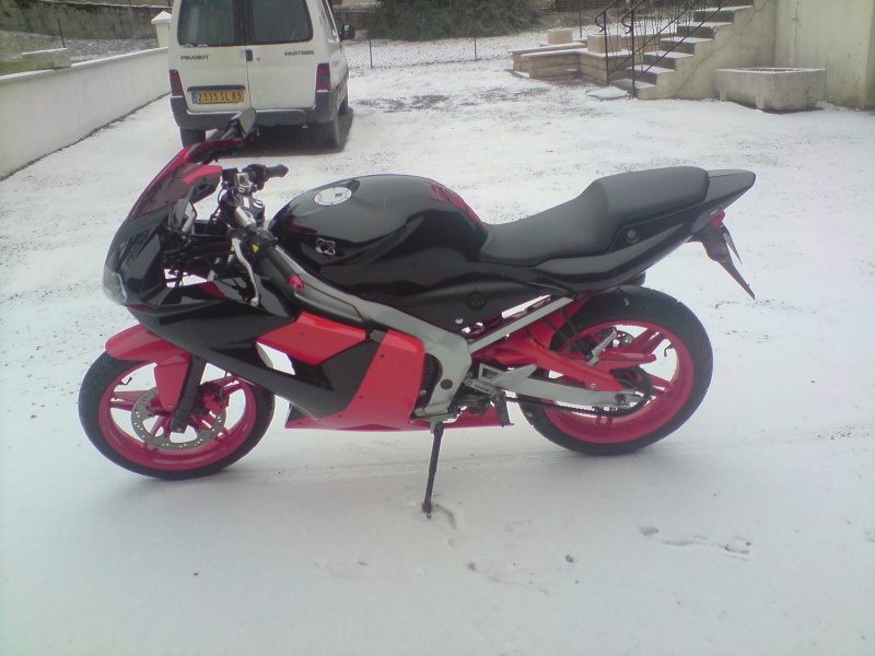 xpower black and red Moto_d10