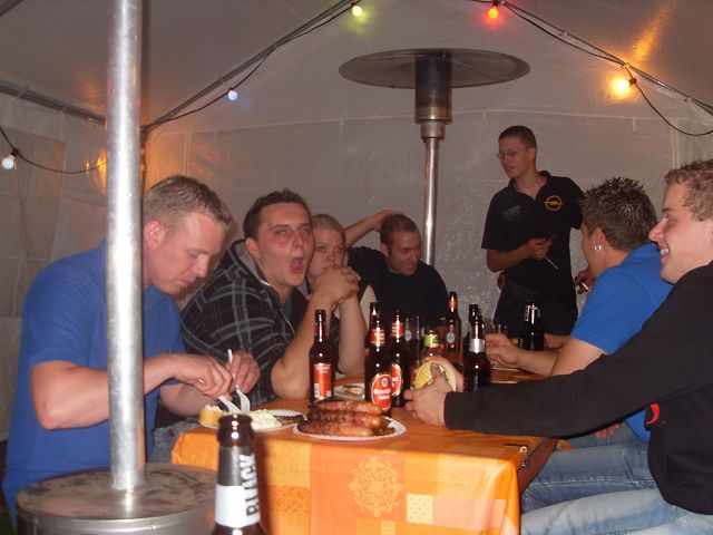 Abschlussparty bei den Oberbergern 2009 ;) K-sdc124