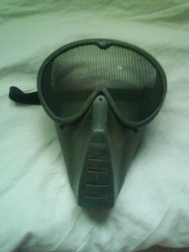 vend masque (vendu) Dsc02110