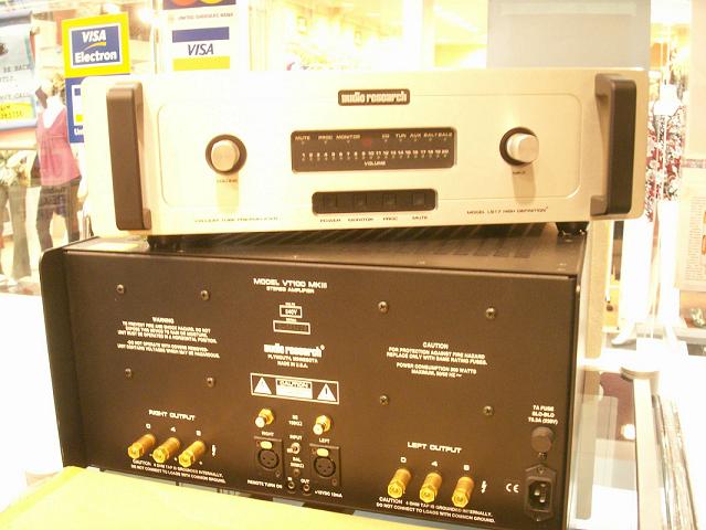 Audio Research LS17 preamp & VT100 MKIII power amp (Used) Ar12