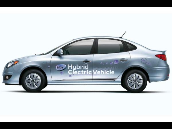 2009 - [Hyundai] Avante LPI Hybride Avante10